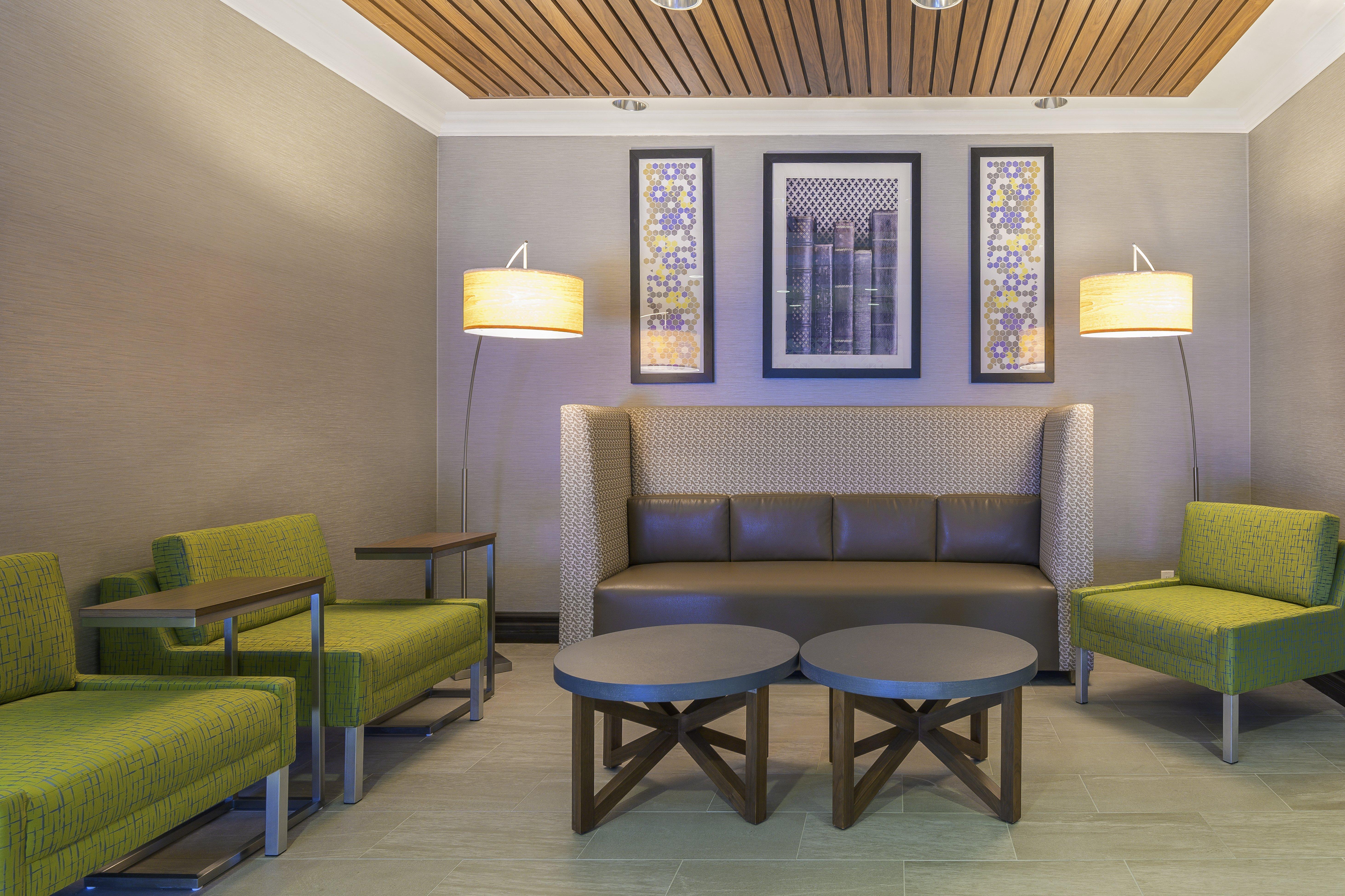 Holiday Inn Express Hotel & Suites North Bay By Ihg Экстерьер фото