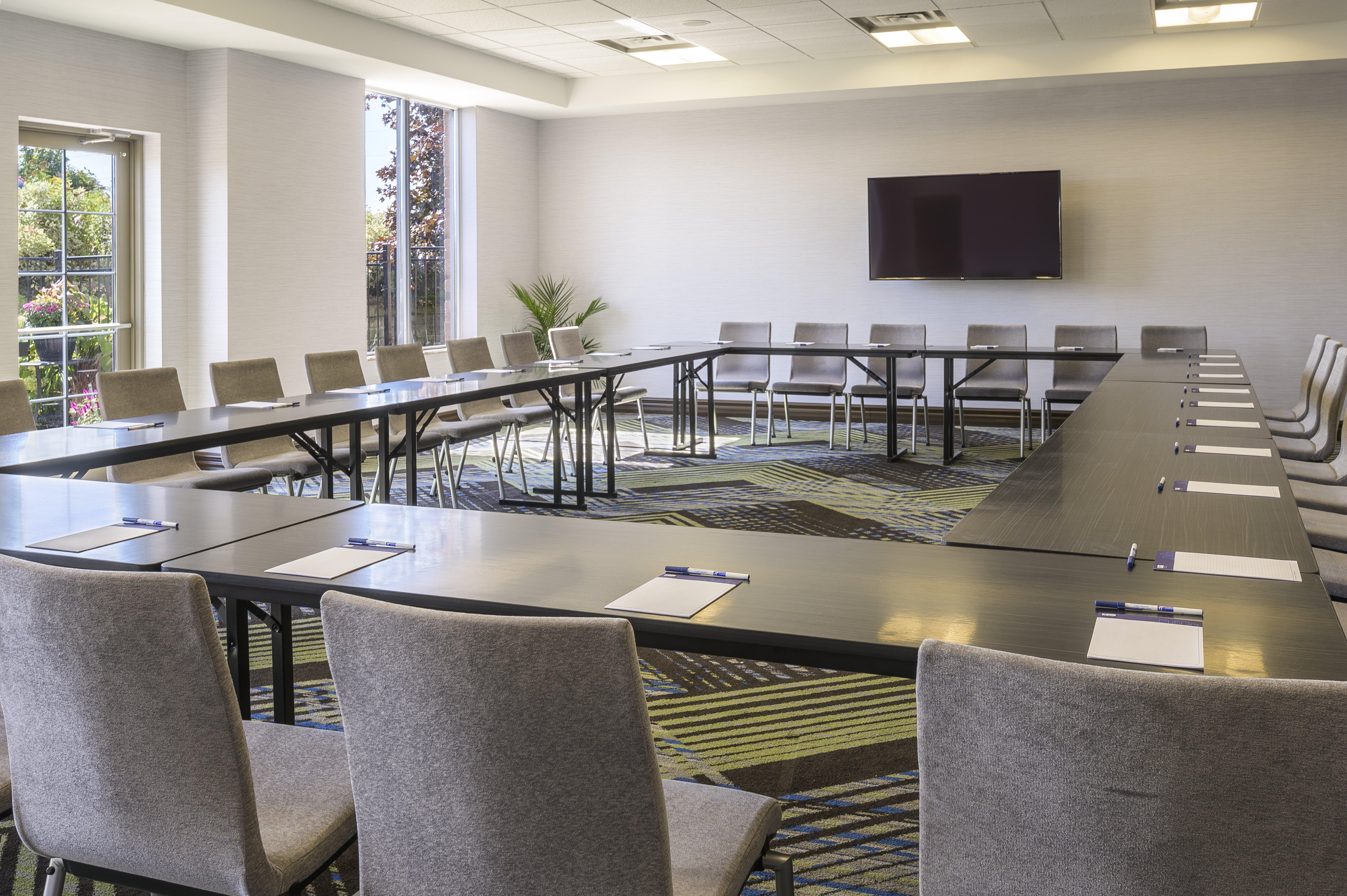 Holiday Inn Express Hotel & Suites North Bay By Ihg Экстерьер фото